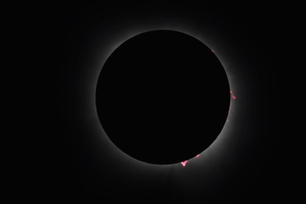 April-2024-eclipse-prominences-4.2024_2024-04-29-043742_ayka